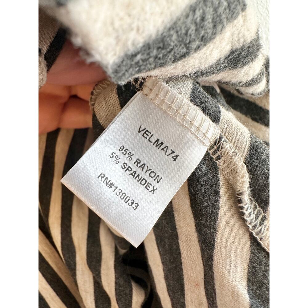 Capote Soft Striped Turtleneck Poncho size M/L - Picture 9 of 10
